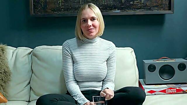 Rebel Rhyder An Exclusive Blonde Babe Enjoys Bondage Anal