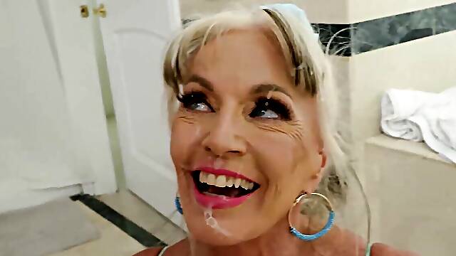 Nympho GILF gets Hold of Young Stud