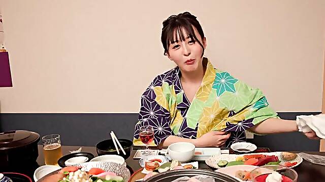 MBRBN-052 - Bathhouse Beauty Kagura Momoka