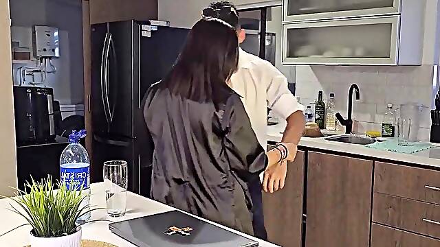 Large-bootied stepmother gets DP for the 1st time - Emily Fox