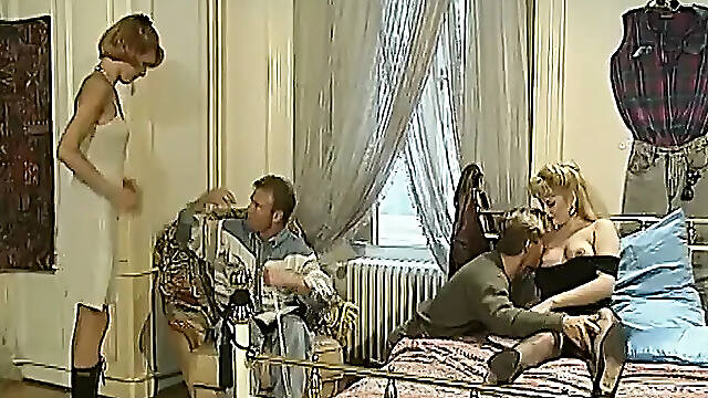 Sexy Couture (1990)