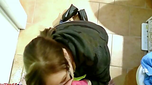 Sutho69 oral job with gulping in stilettos and pink gloves