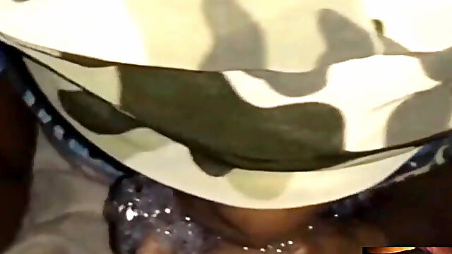 Perfect Lips-gets Blind Folded an Gets Surprise Dick!!!
