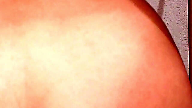 Motel Maid Sucks & Fucks for Her Tip! Deep Throat, Rough Pussy Pound, & Hot Mouth Cumshot