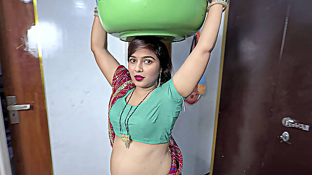 Desi Village Bhabhi Cheated on Her Husband. She Fucked by Her Boss in Hindi Audio