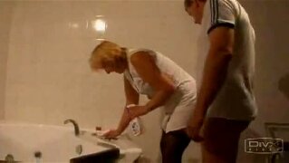 Mature Babe Gets Fucked While Cleaning The Bathroom