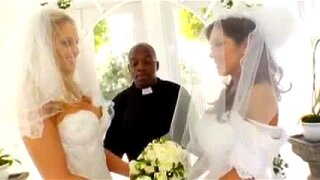 Hollywood Wedding Whores Love To Suck On Black Meat