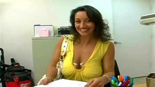 Naturals Bounce On Latina Mom In Missionary In Gonzo Clip