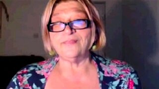 LadiesErotiC Homemade webcam Granny Masturbation