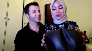 Dating with the Indonesian Muslim