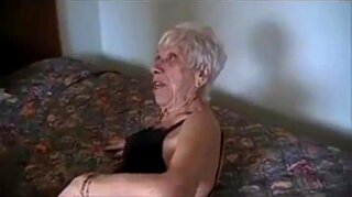 Old granny love sex