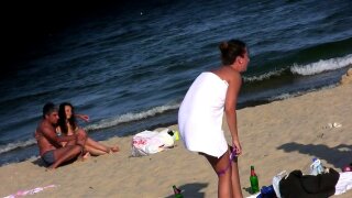 Amateur Nude Beach Couple Hidden-Cam Spy Video
