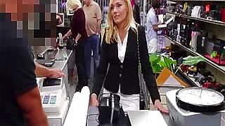 Blondie Milf comes in with a lot of stuff and gets fucked in doggystyle