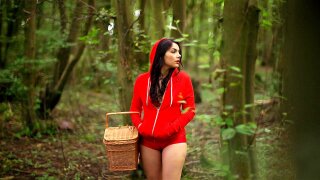 Valentina Nappi gets caught in the forest by Danny D